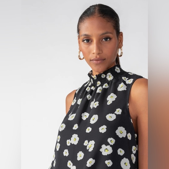 Sanctuary sleeveless blouse - Flower Illusion - Size Large - NWT - Picture 4 of 11